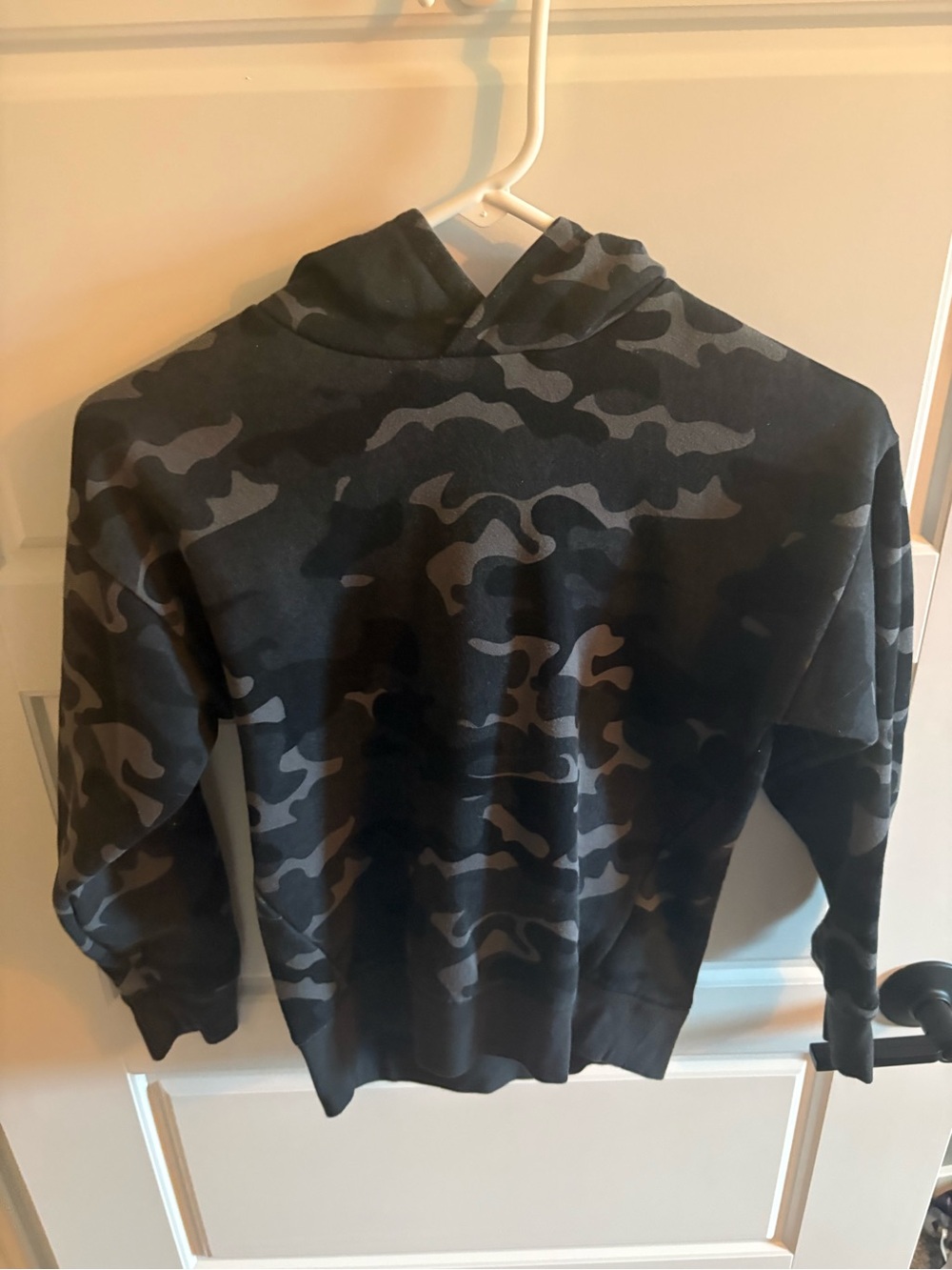 DSG Girls’ Black & Gray Camo Pullover Hoodie